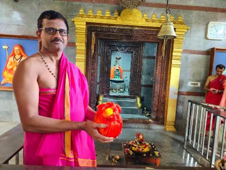 ರಾಮ ಜನ್ಮಭೂಮಿ ಅಯೋಧ್ಯೆಗೆ ರಾಮ-ಹನುಮ ದೇವಸ್ಥಾನದ ಪವಿತ್ರ ಮೃತ್ತಿಕೆ