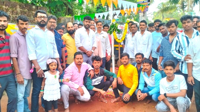 ಬಡ ರೋಗಿಗಳಿಗೆ ಹಾಲು-ಹಣ್ಣು ವಿತರಿಸುವ ಮೂಲಕ ಸ್ವಾತಂತ್ರ್ಯೋತ್ಸವದ ಸಂಭ್ರಮ ಆಚರಿಸಿಕೊಂಡ ಜೈ ಮಾತಾ ಆಟೋ ಯೂನಿಯನ್
