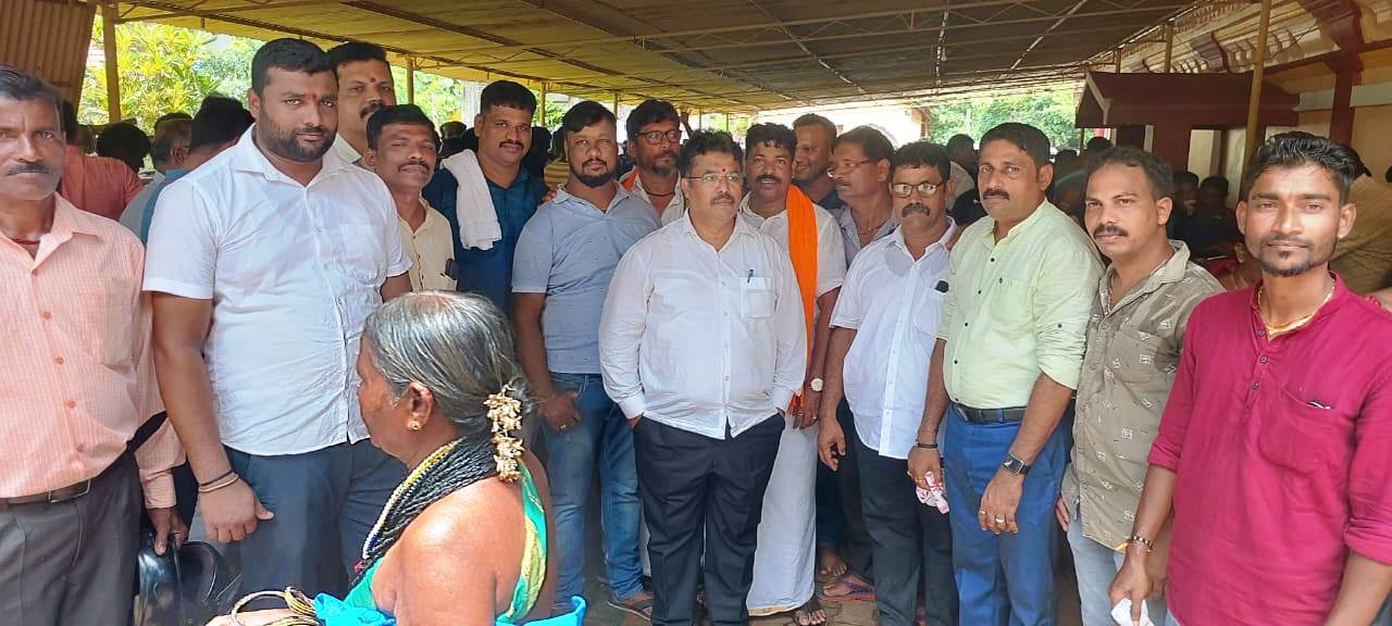 ಅನ್ನಪೂರ್ಣ ಕ್ರೆಡಿಟ್ ಸೌಹಾರ್ದ ಸಹಕಾರಿಯ ವತಿಯಿಂದ ಅನ್ನಸಂತರ್ಪಣೆ