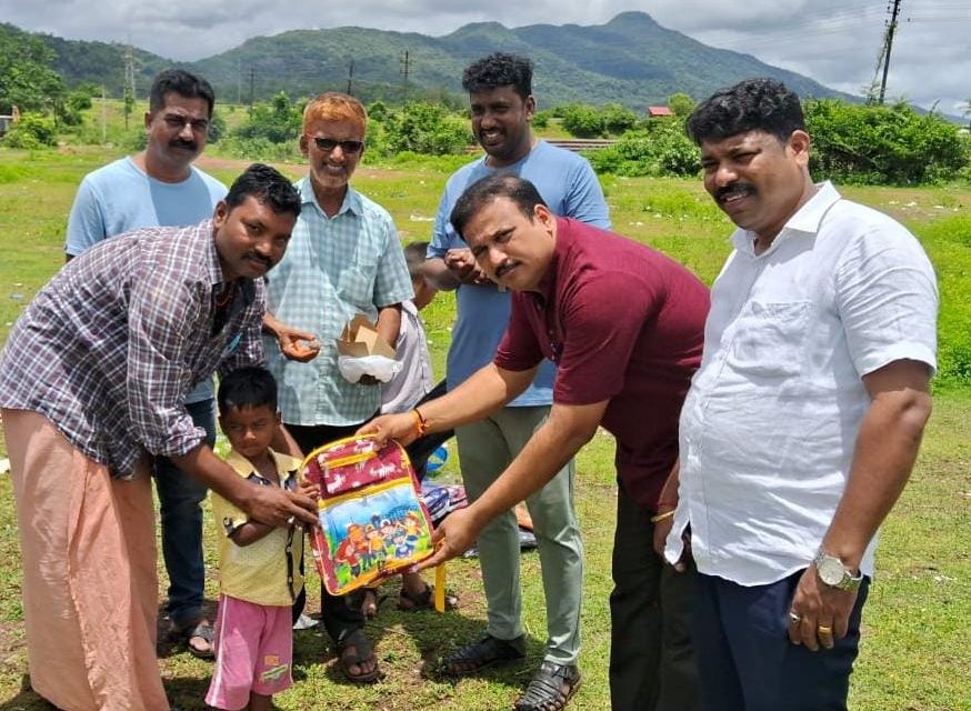 ಸಿಪಿಐ ಜಯರಾಜ್ ಹುಟ್ಟು ಹಬ್ಬದ ನಿಮಿತ್ತ ಅಲೆಮಾರಿ ಜನಾಂಗ ವಿದ್ಯಾರ್ಥಿಗಳಿಗೆ ಕೊಡುಗೆ