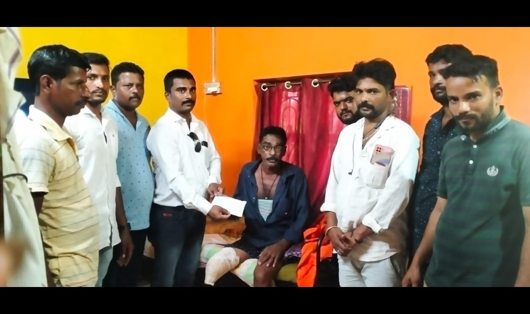 ಅಪಘಾತದಲ್ಲಿ ಕಾಲು ಕಳೆದುಕೊಂಡ ಚಾಲಕನಿಗೆ ನೆರವಾದ  ಸಹೃದಯಿಗಳು