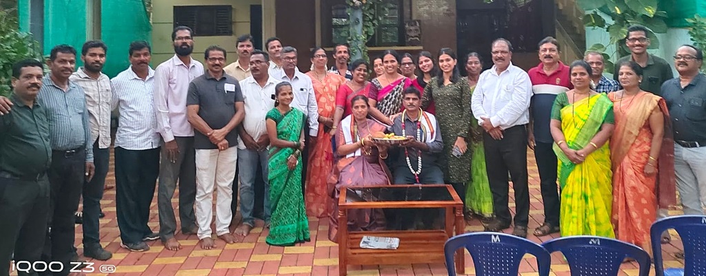 ಪ್ರಾಥಮಿಕ ಶಾಲಾ ಶಿಕ್ಷಕರ ಸಂಘದಿ0ದ ರಾಧಾಕೃಷ್ಣ ನಾಯಕರಿಗೆ ಸನ್ಮಾನ