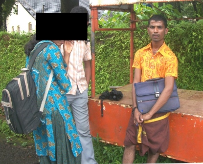 ಲಫಂಗ್ ಜ್ಯೋತಿಷಿಗಳ ಮಾತಿನ ಮೋಡಿಗೆ ಮರುಳಾಗುವ ಲವ್ ಬಡ್ಸ್೯ಗಳು.!