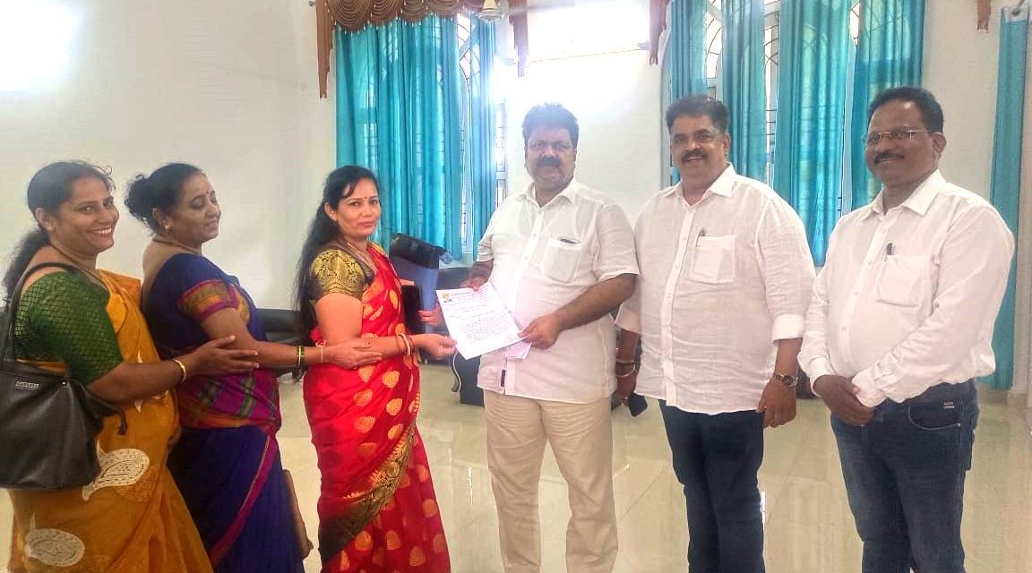 ಅಂಕೋಲಾದಲ್ಲಿ ನಡೆಯುತ್ತಿರುವ ಅಕ್ರಮ ನೇಪಾಳಿ ಬ್ಯೂಟಿಪಾರ್ಲರ ಮೇಲೆ ಕ್ರಮ ಕೈಗೊಳ್ಳುವಂತೆ ಒತ್ತಾಯ