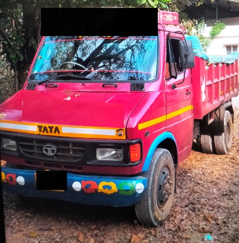 ಅಕ್ರಮವಾಗಿ ಮರಳು ತುಂಬಿಕೊ0ಡು ಸಾಗುತ್ತಿದ್ದ  407 ವಾಹನವನ್ನು ವಶಕ್ಕೆ ಪಡೆದ ಅಂಕೋಲಾ ಪೊಲೀಸರು